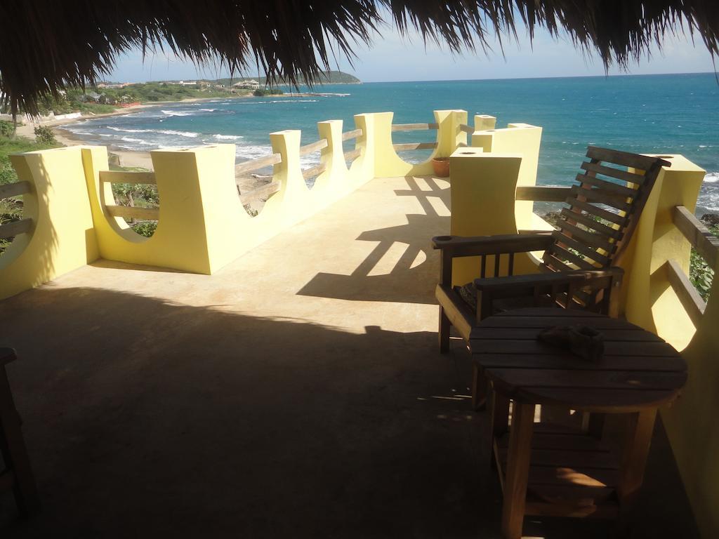 Kudehya Guesthouse Treasure Beach Quarto foto